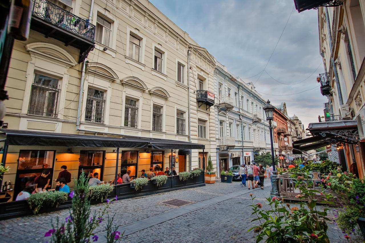 Heart Of Downtown Freedom Square Apartment Tbilisi ภายนอก รูปภาพ